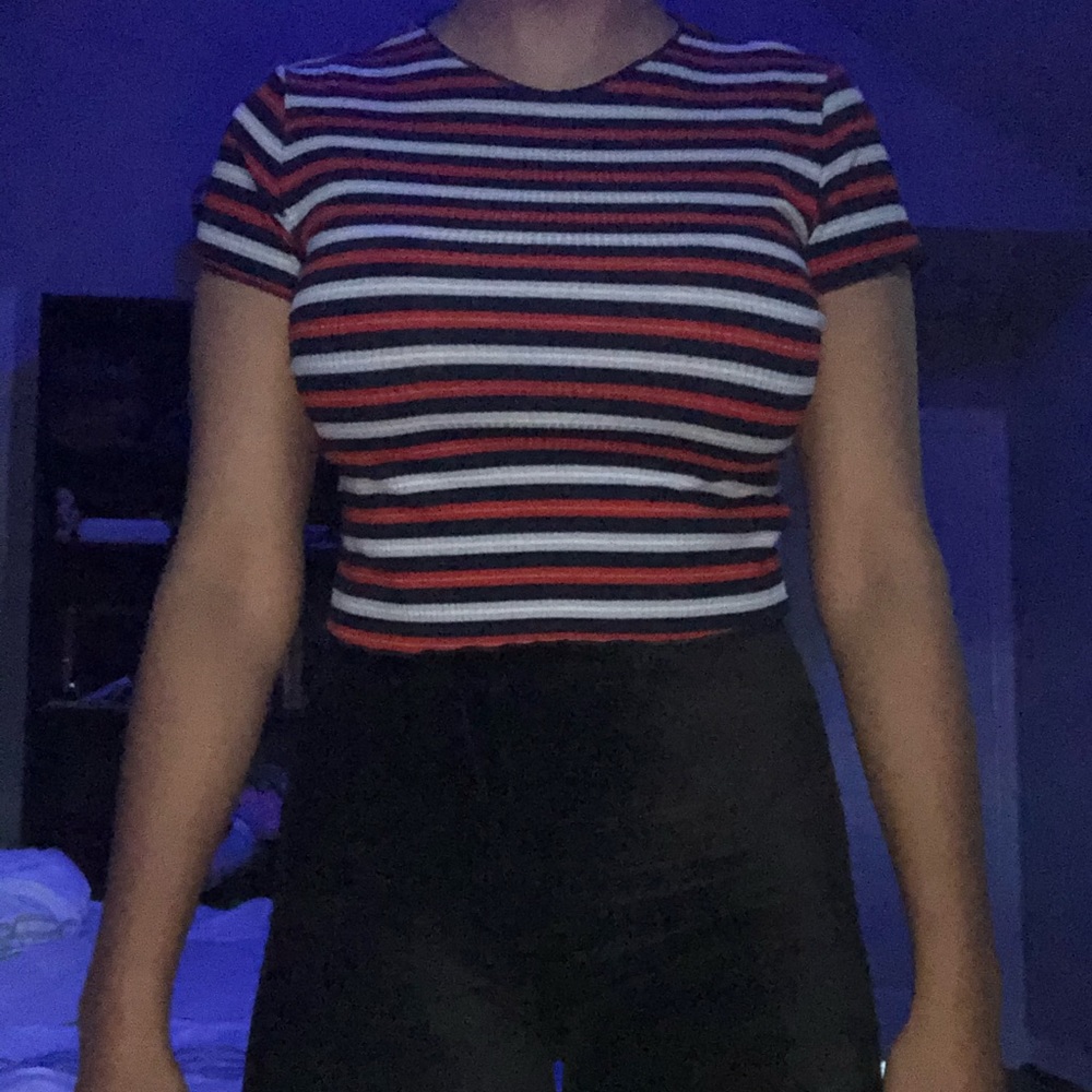 Stripped Crop Top